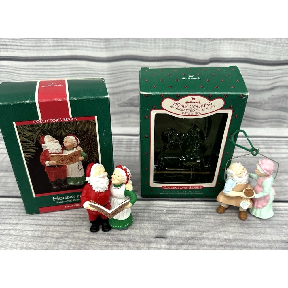 VINTAGE HALLMARK‎ CHRISTMAS ORNAMENTS - HOME COOKING 1987 / HOLIDAY DUET 1989